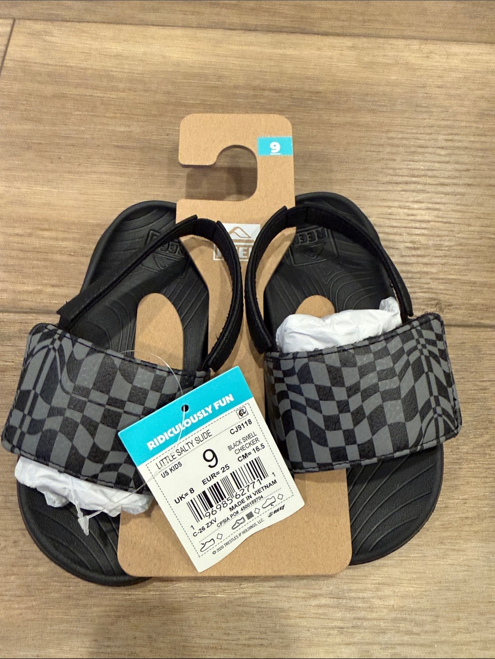 Reef Kids Checkerboard Slide Sandals in Black and Gray